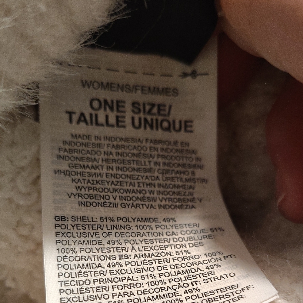 The North Face Soft Cream Knit Beanie - Picture 4 of 7